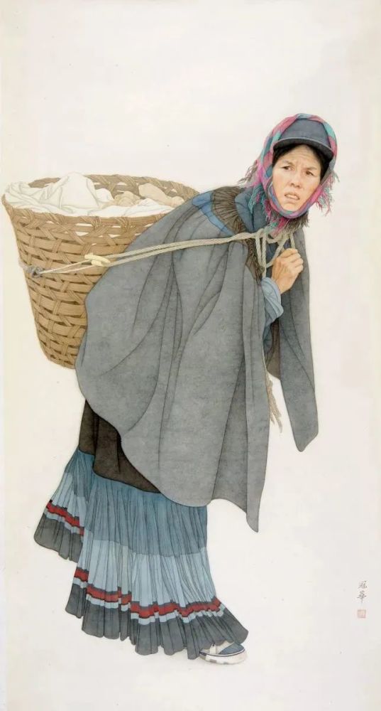 她在多年的实践中,摸索出了一套清水染的工笔画设色方法,画出的人物