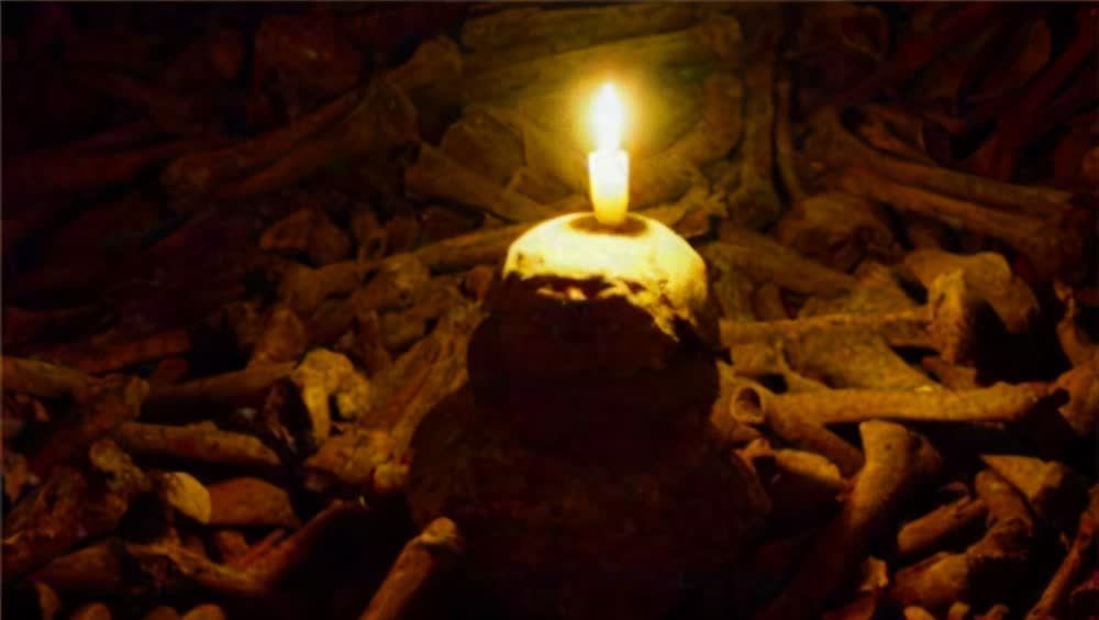 长明灯真的存在国外发现三盏武当山一盏已燃烧600年不灭