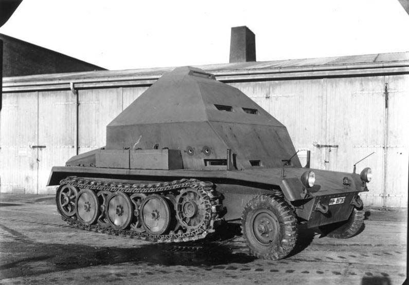 二战德国pzsflii半履带坦克歼击车只生产了2辆曾在北非战斗