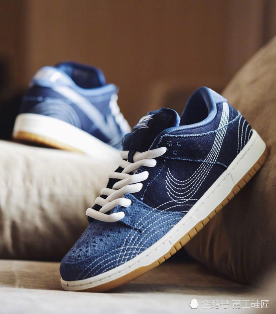 心如花木,向阳而生,nike sb dunk丹宁刺绣,春天里的蓝色穿搭!