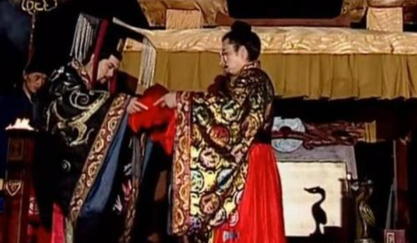 萧衍:篡齐受禅建南梁,多次想要剃度出家,最后引狼入室