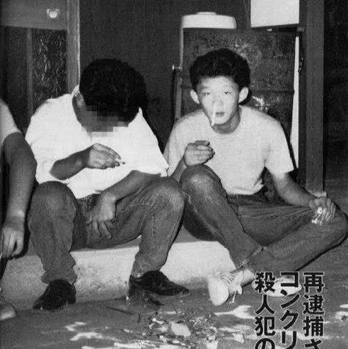 唯有《周刊文春》公布了4个少年的姓名:宫野裕史,小仓让,湊伸治,渡边