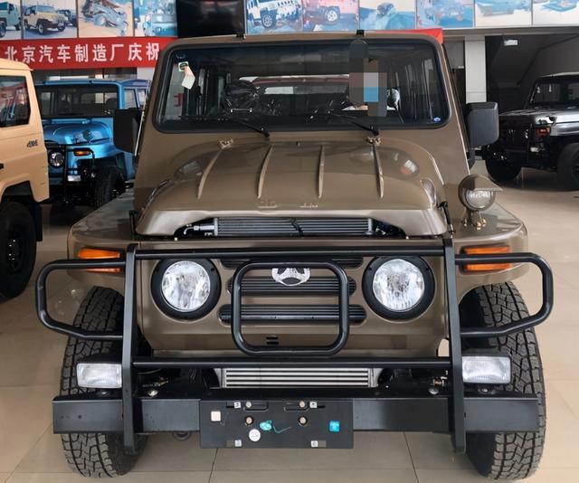 98万,新款北京212号称小号"牧马人",双门造型 2.