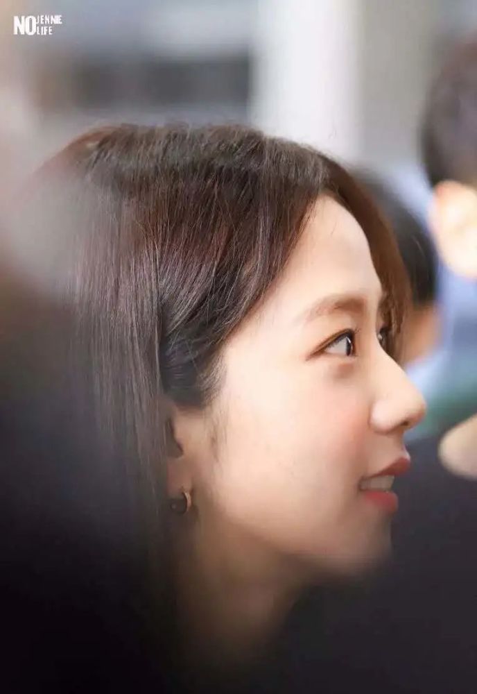 那些年错过的美图酥肉cp|同框图金智秀jisoo|白衣秀 干练 纯洁金
