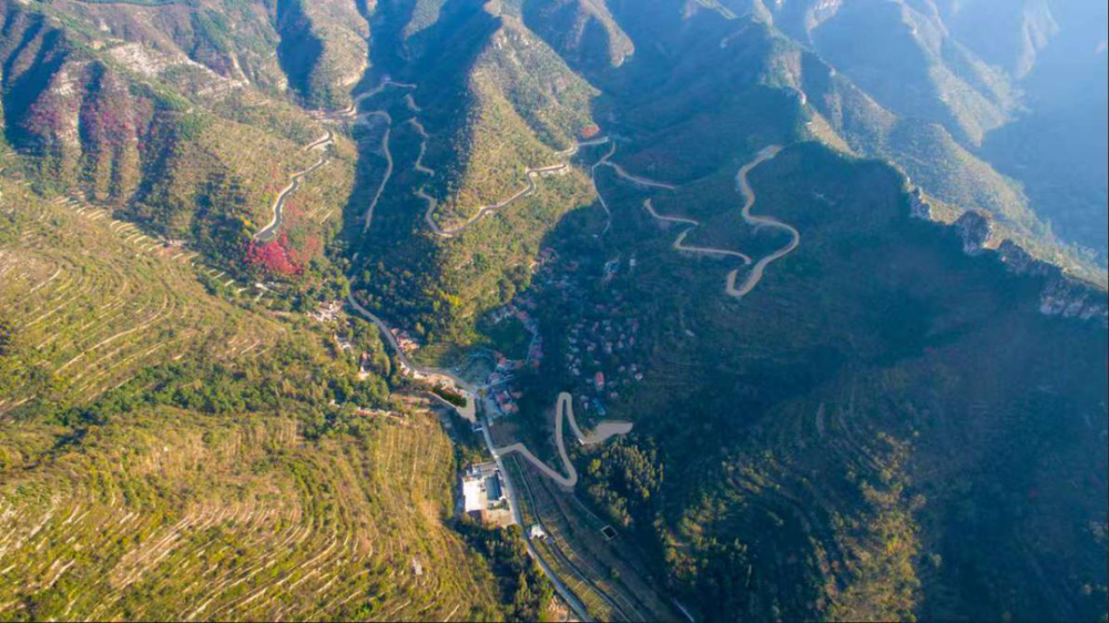 梦泉村有丰富的旅游资源,深厚的历史文化底蕴,自然纯朴的民俗风情