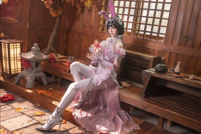 斗罗大陆cos:小舞不要借着cos的名义从画里跑出来!