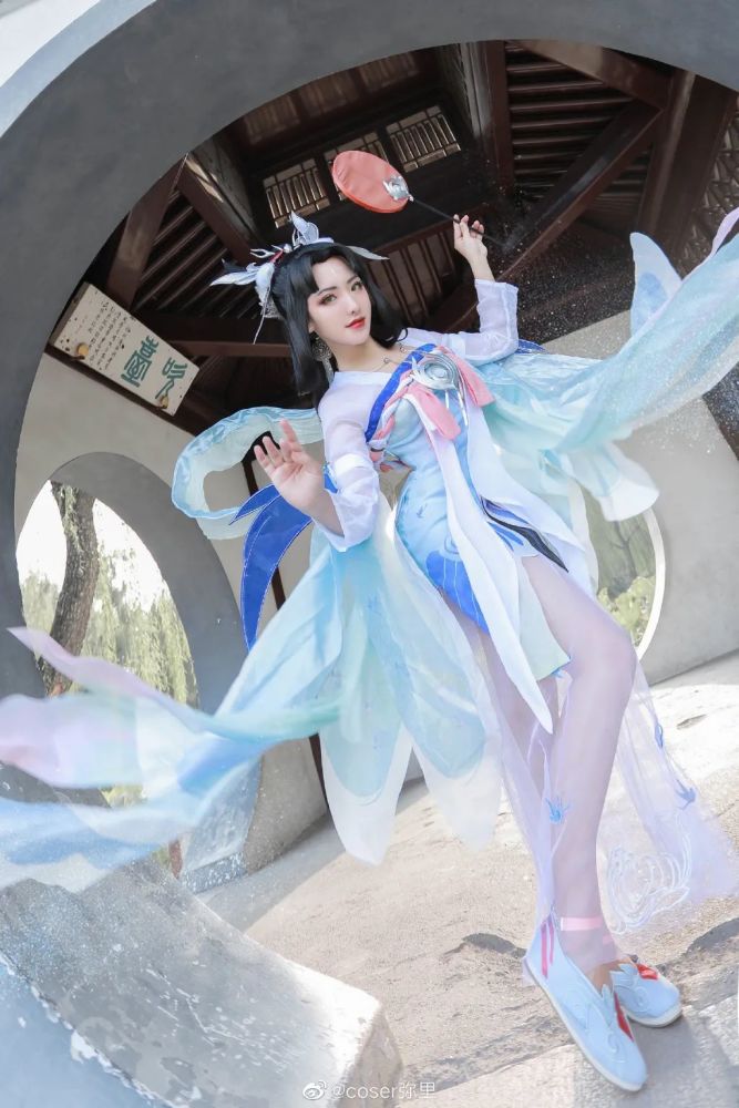 《王者荣耀》如梦令-嫦娥-cosplay作品欣赏