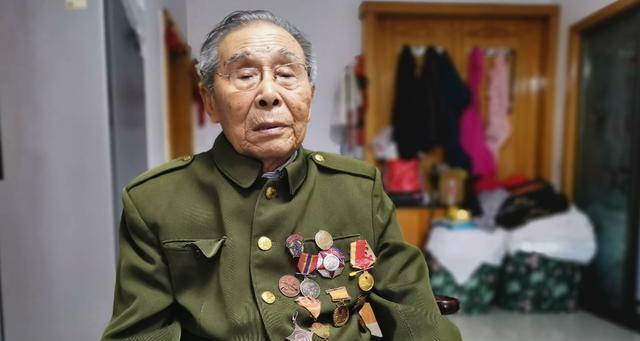 彭老总没拍_批斗彭老总照片(3)