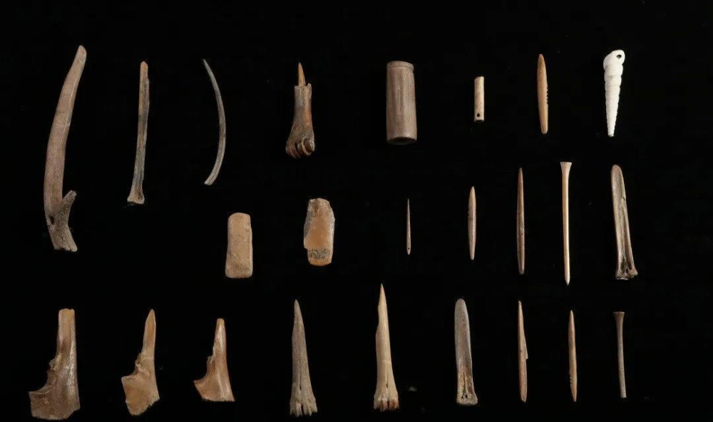 我国新石器时代居民常用骨具,鹿角靴形器到底有多少用途?