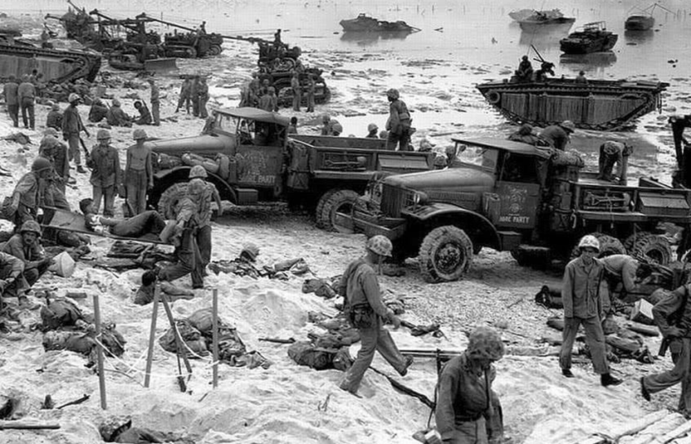 太平洋战争最惨烈战役,美日残酷对峙70天,日军自杀也不投降