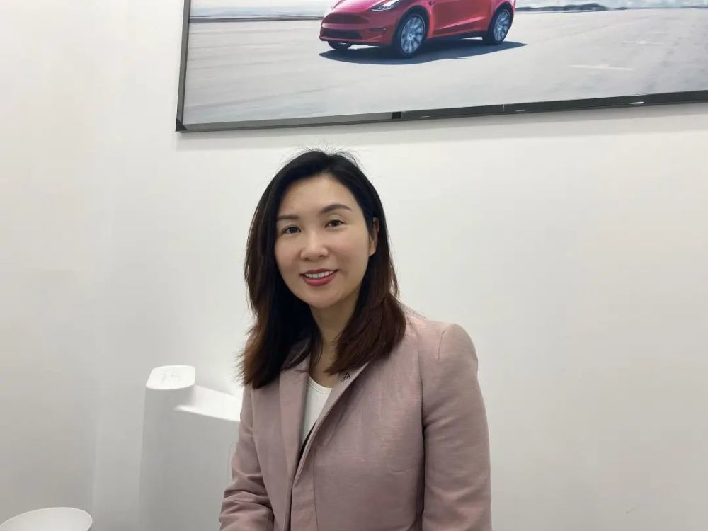 河南维权女车主起诉特斯拉副总裁陶琳 需发道歉信赔偿