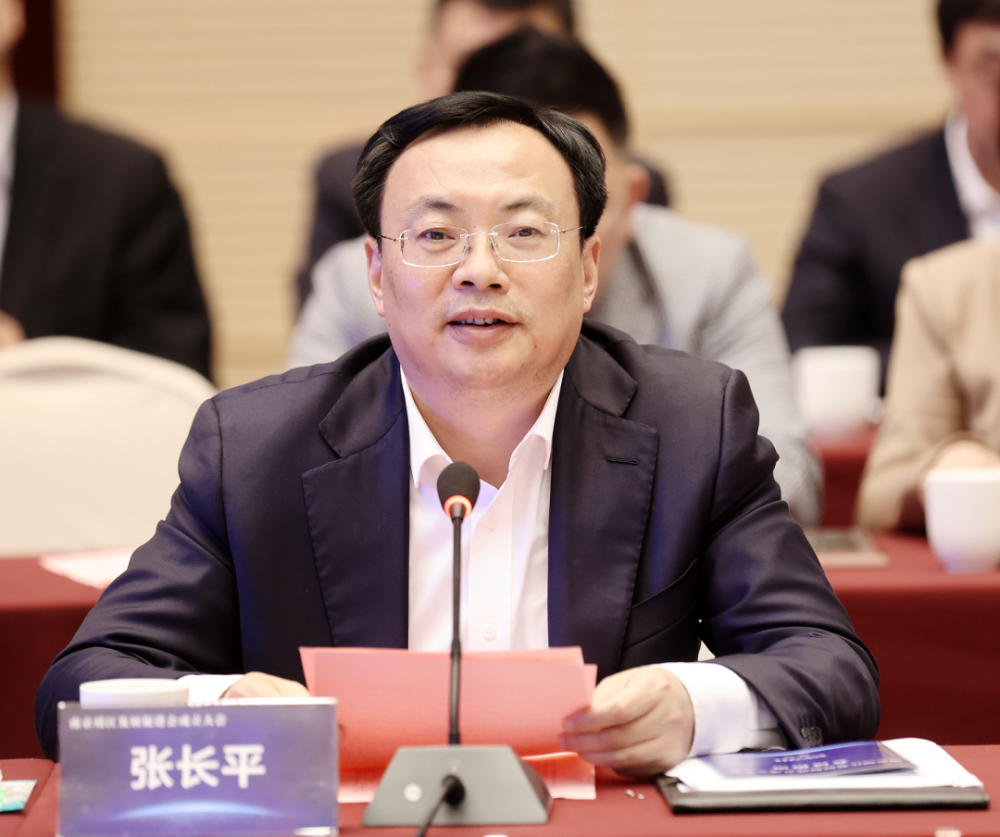 新靖江朋友圈再扩大靖江在南京建了一个群
