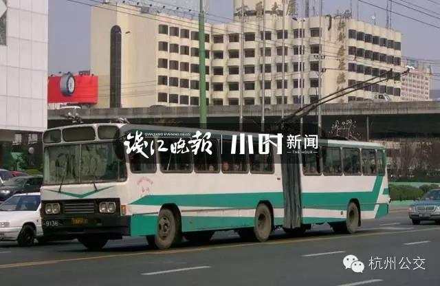 今天,杭州"辫儿车"60岁了!那时候,老杭州最喜欢坐1路车去解放路买买买