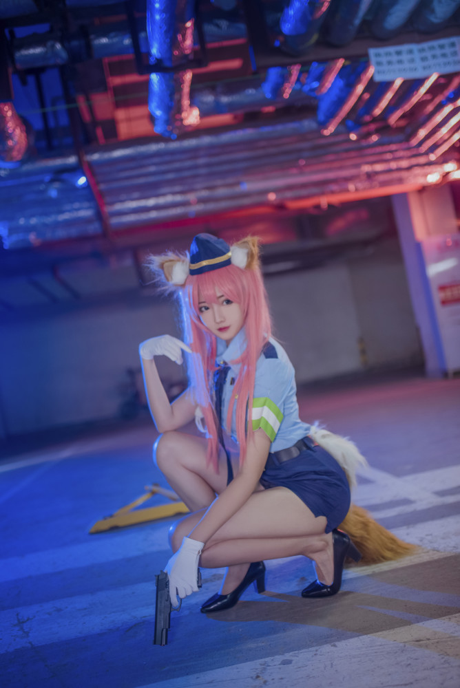 《fgo》——玉藻前女警cosplay