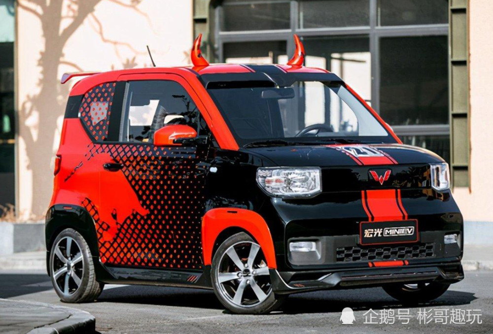 五菱再推神车宏光mini ev 敞篷版,继续引领时尚潮流出行文化