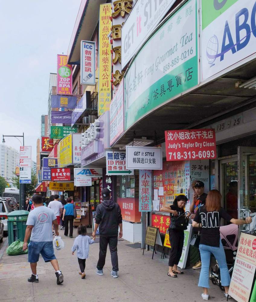 纽约法拉盛著名华人聚居地仿佛回到了上世纪的国内