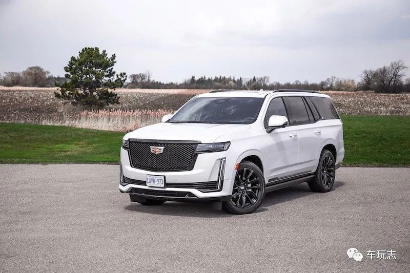 2021年凯迪拉克凯雷德escalade运动铂金版:美式豪华大型suv