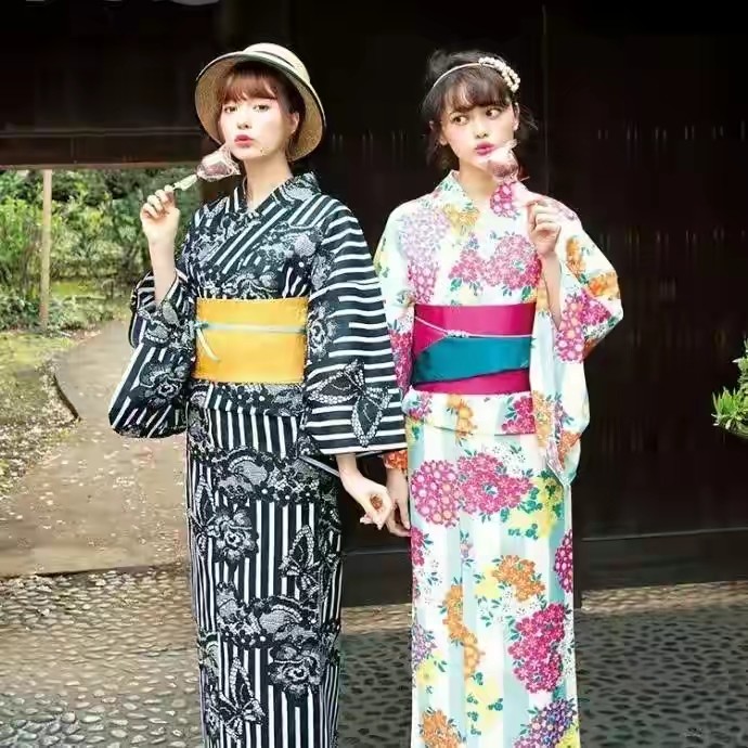 为什么日本女人喜欢穿和服,日本的和服和浴衣有什么区别?