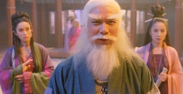 《天龙八部》中,丁春秋的一身毒功是无崖子传授的吗?为什么?