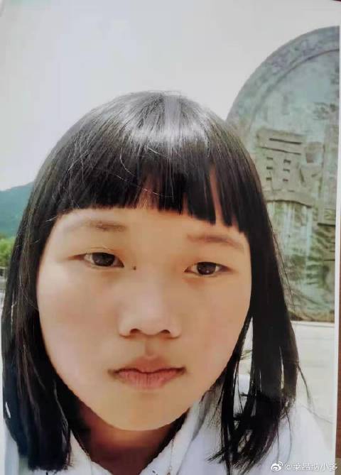 急寻昆明官渡区12岁女孩走失戴白色圆框眼镜