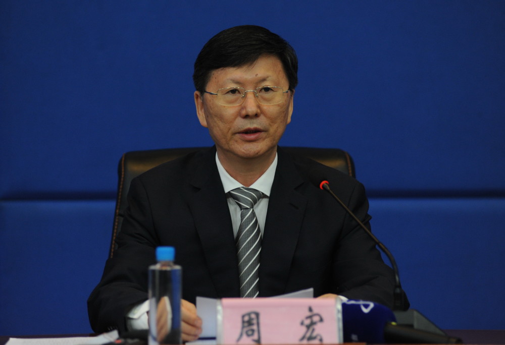 黑龙江省民政厅副厅长周宏在新闻发布会上作主旨发言社会工作是社会