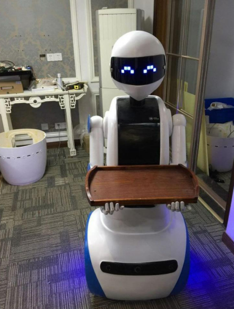 送餐机器人一个顶15人,餐饮业智能化突显|品牌合作 昆山论坛