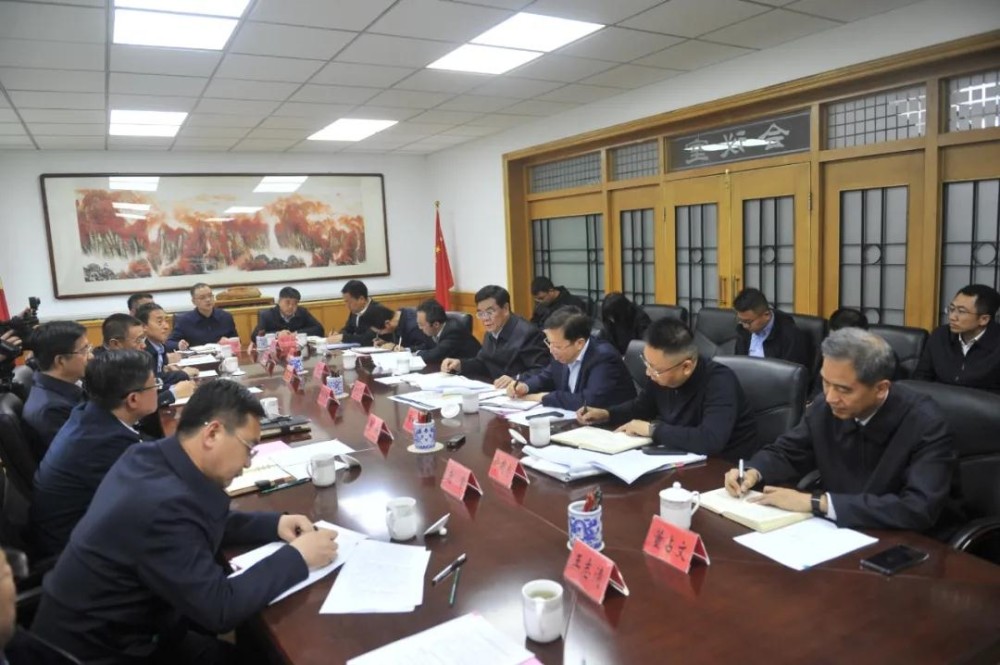 省交通运输厅党组书记,厅长赵建平与省委常委,大同市委书记张吉福举行