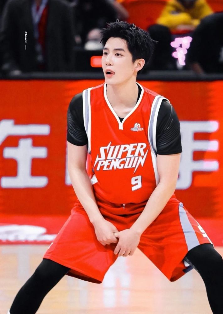爱豆壁纸:王安宇