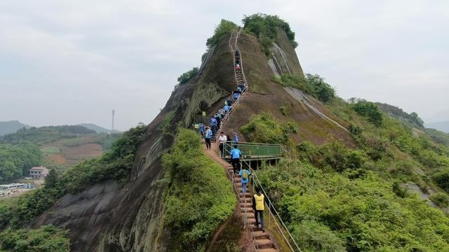 潇湘健身步道进展如何?500余名专家,户外达人红岩岭体验,调研