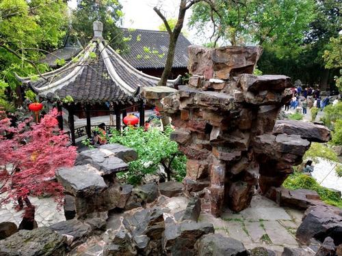 融造园法则与山水画理于一体,江苏省扬州个园