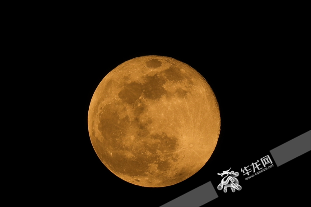 今晚一起晒月亮!2021年首个"超级月亮"亮相