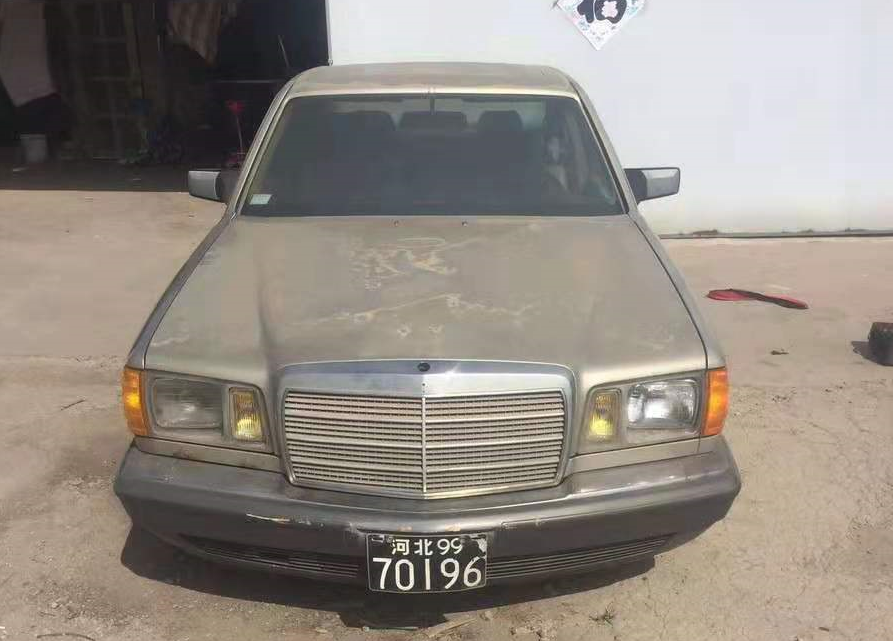 河北老板晒出父亲的奔驰500sel,1984年上牌,当年的车牌最有感觉