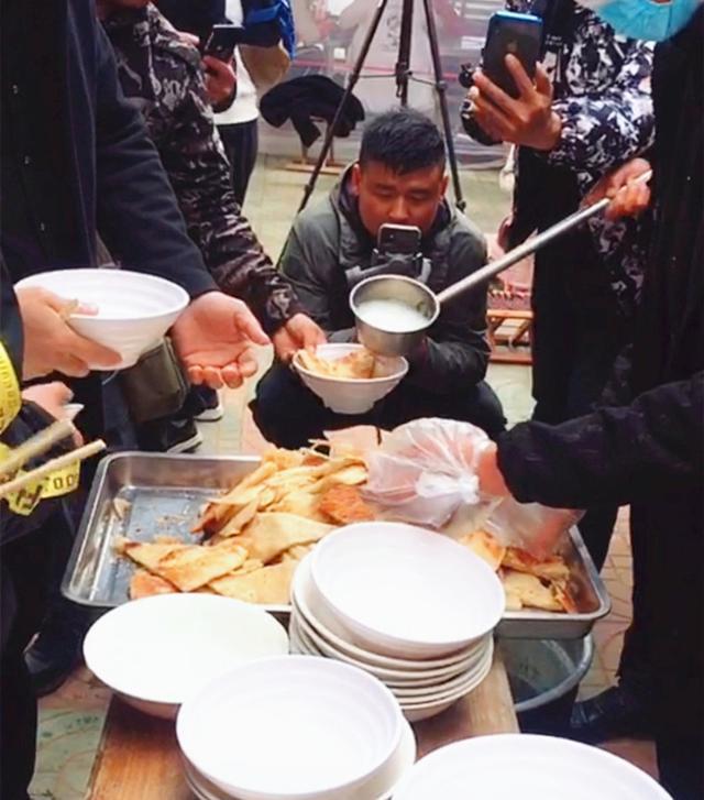 拉面哥免费的早餐,不同于"免费的午餐"