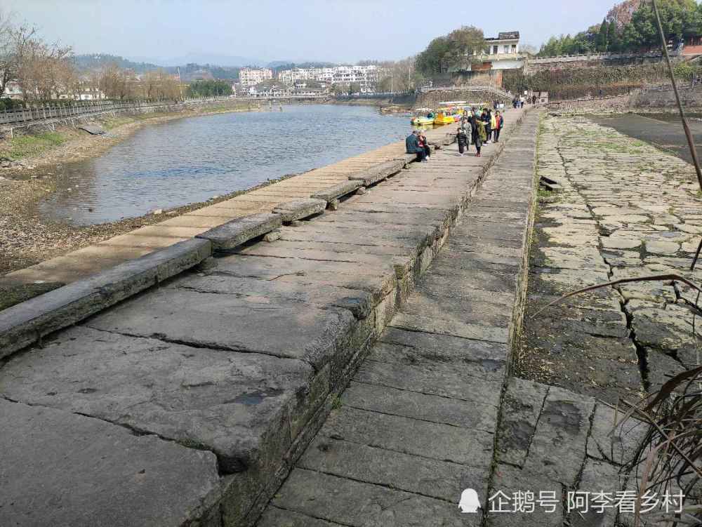 地处浙江宁波鄞江镇它山旁