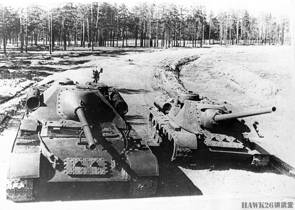 76年前 su-101自行反坦克炮开始测试 开出7000米驾驶员被迫逃离