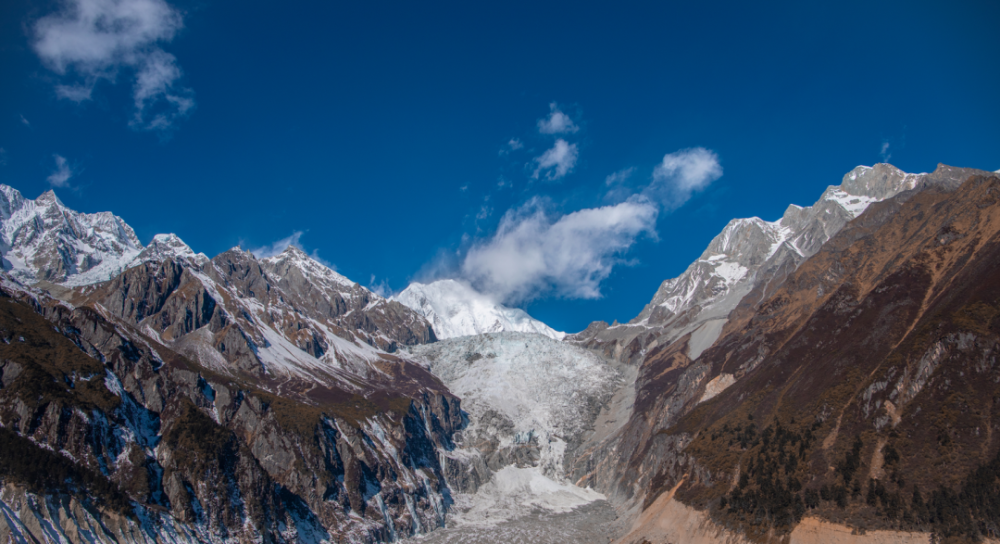 今天,还在成都看贡嘎雪山?海螺沟发出招募令!100个名额哦!