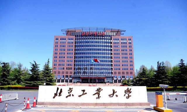 上海2021年经济总量_2021年上海车展图片