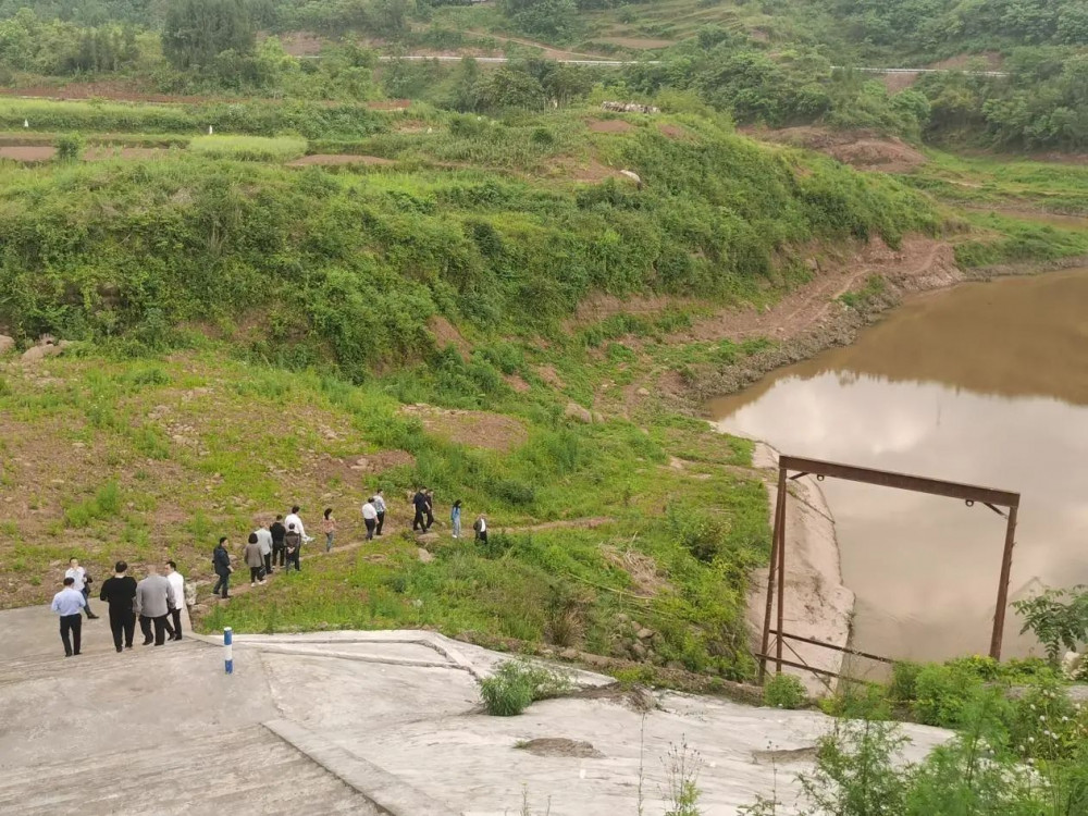 垫江龙滩水库工程下闸蓄水阶段通过市级验收