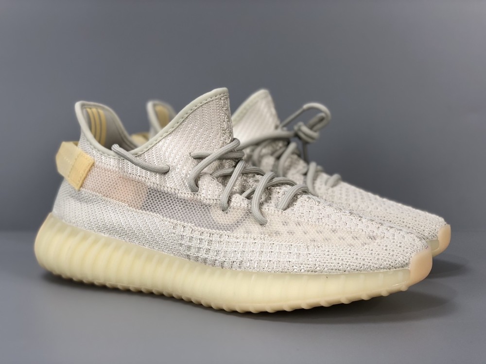 椰子鞋yeezyboost350v2变色龙