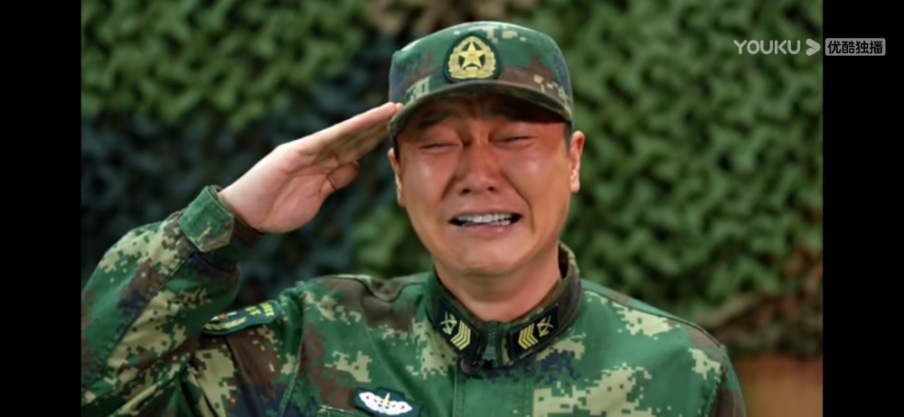 号手就位观众被军人的铁血柔情感动哭了李易峰