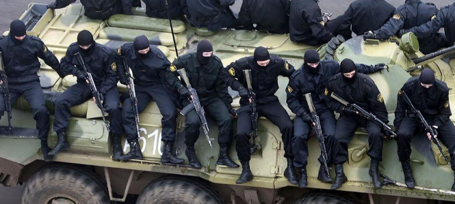 狂野的俄罗斯味反恐营救套路,警察:投降吧,人质被我们