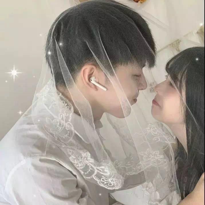 情侣头像婚纱照一左一右_情侣头像动漫一左一右