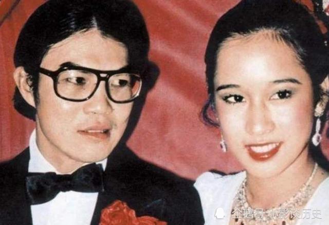 霍启刚继父罗康瑞:抛妻弃子60岁娶朱玲玲,亲儿子和其闹翻