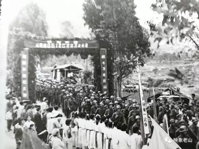 一九八四年十一月中旬31师93团胜利搬师凯旋而归.