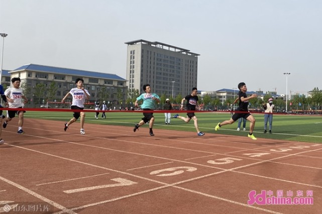菏泽工程技师学院2021年春季运动会开幕