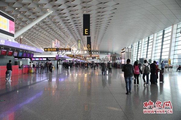 郑州机场发布"五一"假期出行提示 部分旅游城市还有三