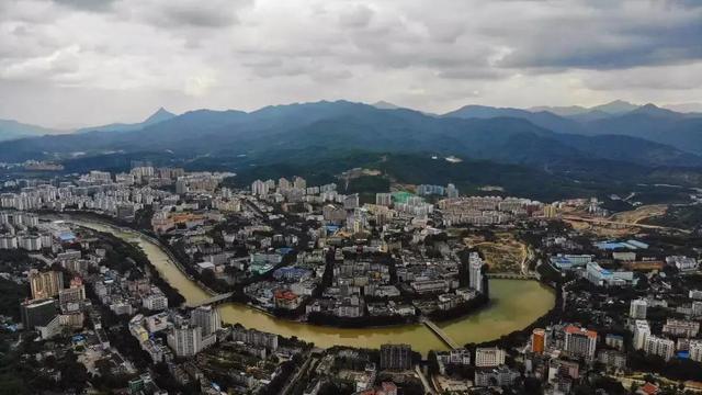 中国城市百科丨县级市篇之海南省五指山市