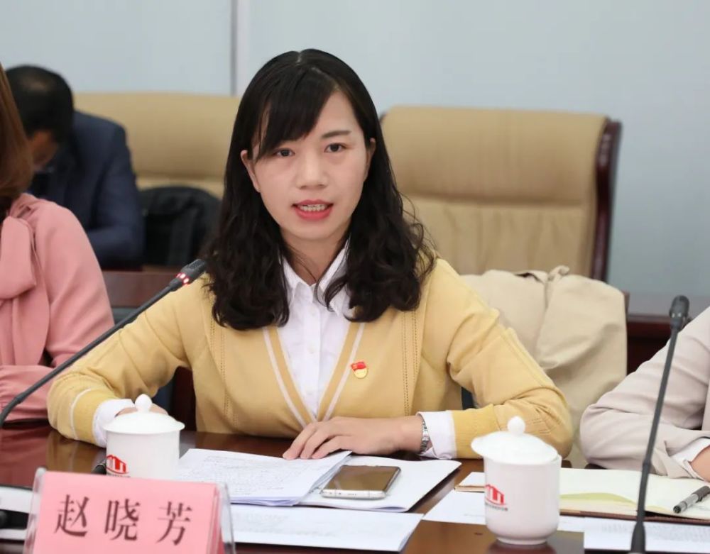 今天,在河南省教育厅,这三位"网红"见面了!小编全程见证