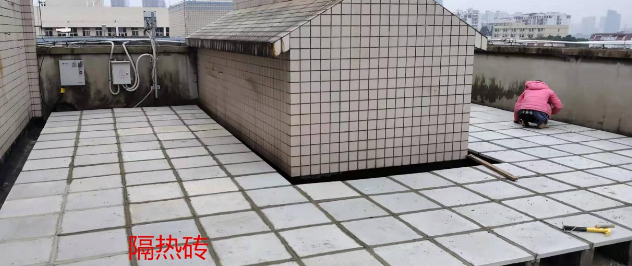 农村自建小别墅楼顶隔热用这些绝招现在生活真舒服