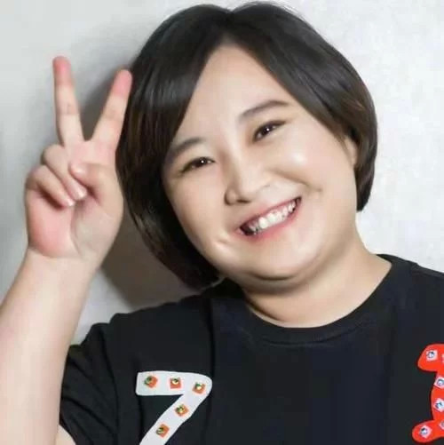 贾玲近况曝光,"胖玲"不存在了,瘦下来的贾玲你见过吗?